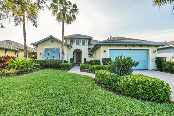 Property Slideshow image 2 of 89 | 904 riverscape st, Bradenton, FL, 34208