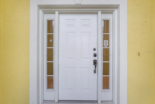 Property Slideshow image 3 of 43 | 295 fareham dr, Venice, FL, 34293