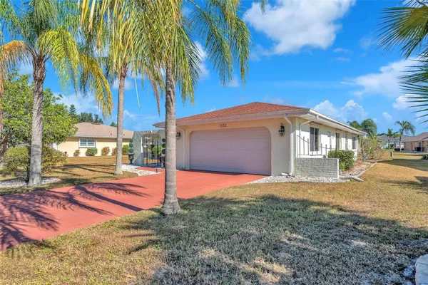 Property Slideshow image 2 of 30 | 1722 coco palm cir, Sun City Center, FL, 33573