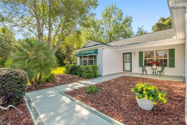 Property Slideshow image 2 of 28 | 9430 se 177th simons ln, The Villages, FL, 32162