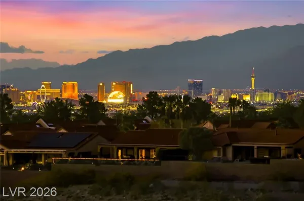 Property Slideshow image 3 of 68 | 2718 riceville dr, Henderson, NV, 89052