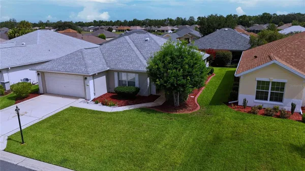 Property Slideshow image 3 of 63 | 11981 se 91st cir, Summerfield, FL, 34491