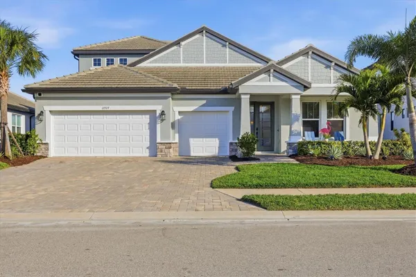 Property Slideshow image 2 of 66 | 17727 savory mist cir, Bradenton, FL, 34211