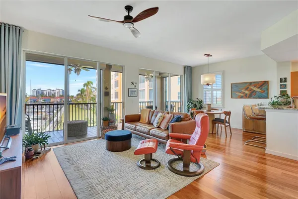 Property Slideshow image 3 of 38 | 2090 matecumbe key rd unit 1306, Punta Gorda, FL, 33955