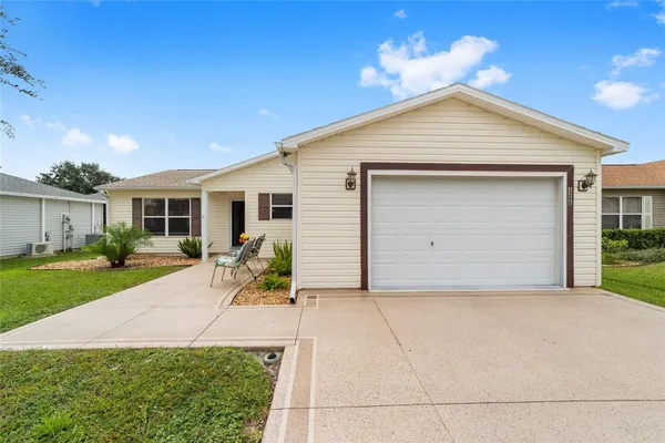 Property Slideshow image 2 of 33 | 3288 oakdale pl, The Villages, FL, 32162