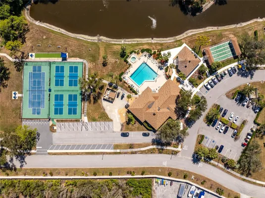 Property Slideshow image 2 of 99 | 413 tomoka dr, Englewood, FL, 34223