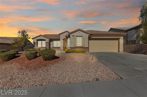 Property Slideshow image 2 of 35 | 2920 foxtail creek ave, Henderson, NV, 89052