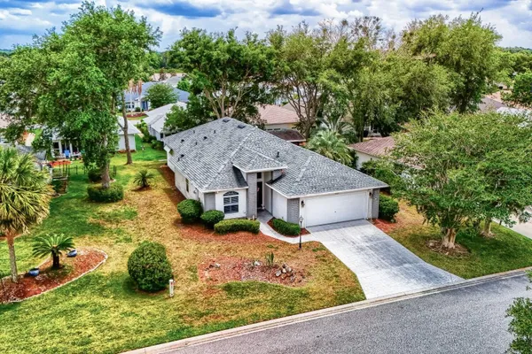 Property Slideshow image 2 of 40 | 6340 highland lakes blvd, Leesburg, FL, 34748