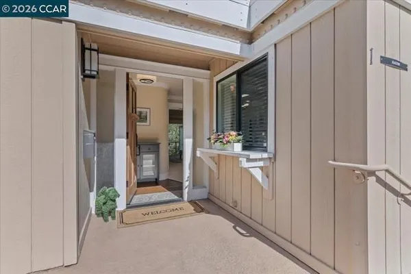 Property Slideshow image 3 of 26 | 1332 running springs rd 1, Walnut Creek, CA, 94595