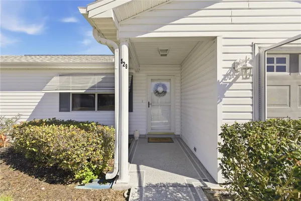 Property Slideshow image 3 of 32 | 529 valencia pl, The Villages, FL, 32159