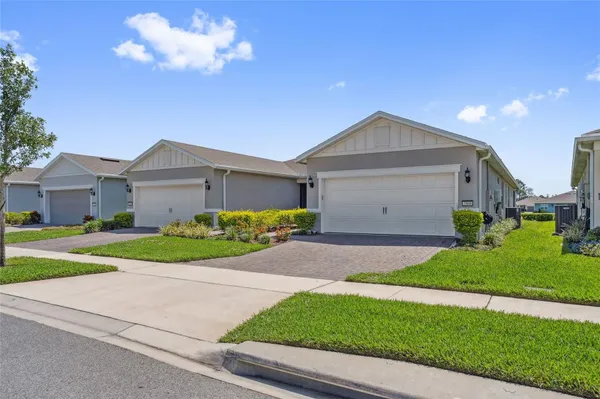 Property Slideshow image 3 of 39 | 2960 cherry blossom loop, Saint Cloud, FL, 34771