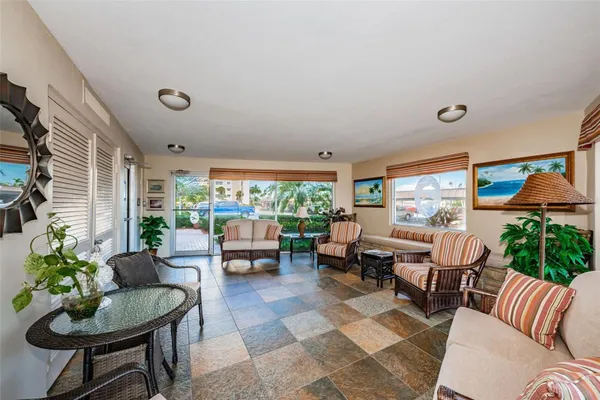 Property Slideshow image 2 of 50 | 4550 cove cir apt 502, St Petersburg, FL, 33708