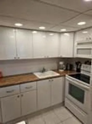 Property Slideshow image 3 of 53 | 343 markham p # 343, Deerfield Beach, FL, 33442