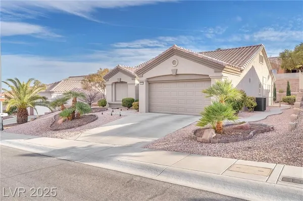 Property Slideshow image 2 of 27 | 10725 sky meadows avenue ave, Las Vegas, NV, 89134
