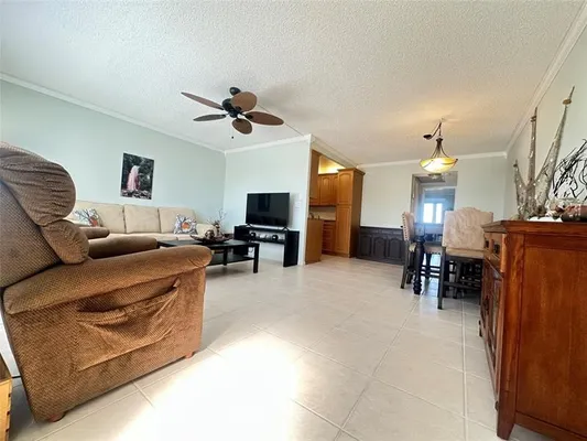 Property Slideshow image 2 of 57 | 4032 cambridge b # 4032, Deerfield Beach, FL, 33442