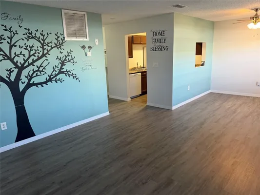 Property Slideshow image 2 of 49 | 5967 terrace park dr 104, St Petersburg, FL, 33709