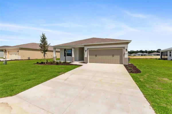 Property Slideshow image 2 of 36 | 10377 sw 106th ct, Ocala, FL, 34481