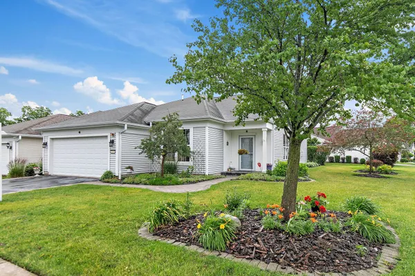 Property Slideshow image 2 of 28 | 12547 carmel ln, Huntley, IL, 60142