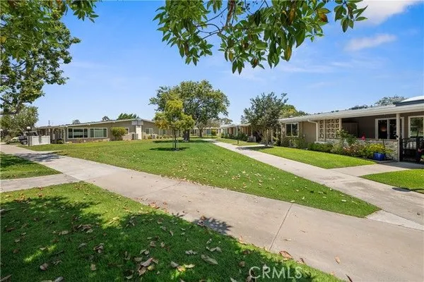 Property Slideshow image 3 of 22 | 1521 interlachen 258i, Seal Beach, CA, 90740