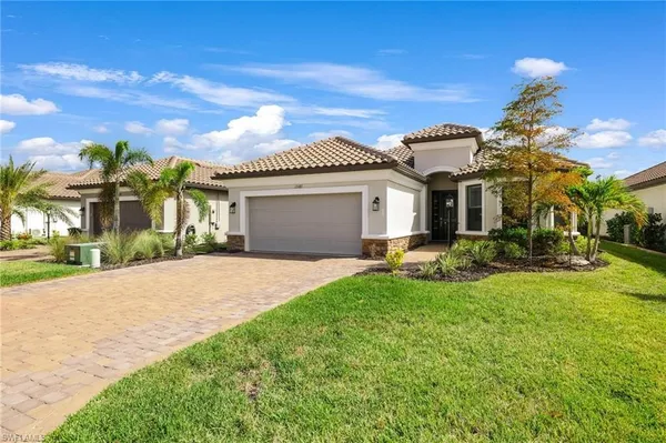 Property Slideshow image 3 of 39 | 17487 caravita ln, Fort Myers, FL, 33913