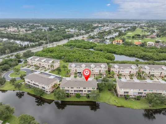 Property Slideshow image 3 of 70 | 7276 islamorada cir, Seminole, FL, 33777