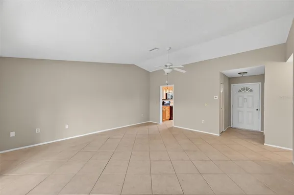 Property Slideshow image 3 of 30 | 3704 39th st w # 23, Bradenton, FL, 34205