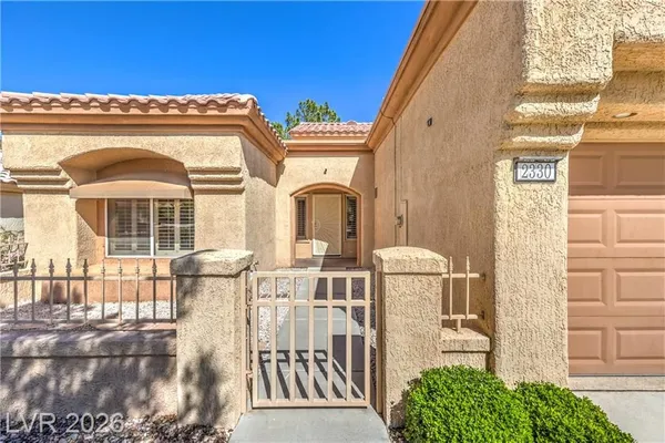 Property Slideshow image 3 of 33 | 2330 spring water dr, Las Vegas, NV, 89134