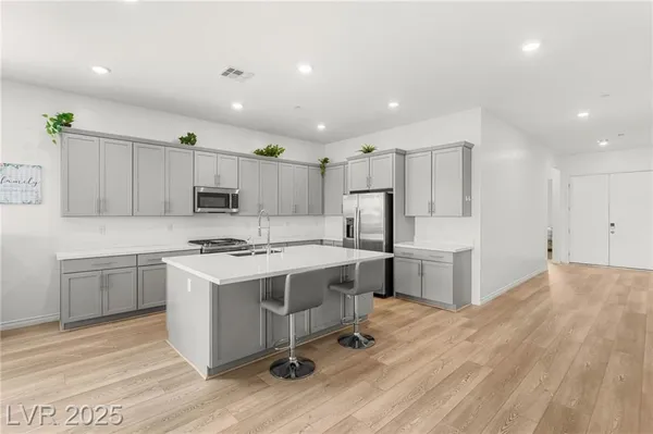 Property Slideshow image 2 of 42 | 116 juliette pointe ln, Henderson, NV, 89011