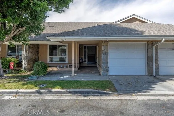 Property Slideshow image 2 of 35 | 18923 circle of friends, Newhall, CA, 91321