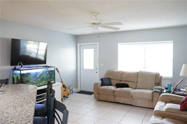 Property Slideshow image 3 of 41 | 424 lake point ct 5a, Sun City Center, FL, 33573