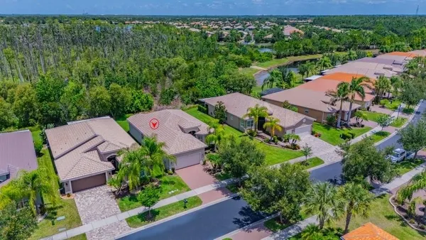 Property Slideshow image 3 of 47 | 16127 cape coral dr, Wimauma, FL, 33598