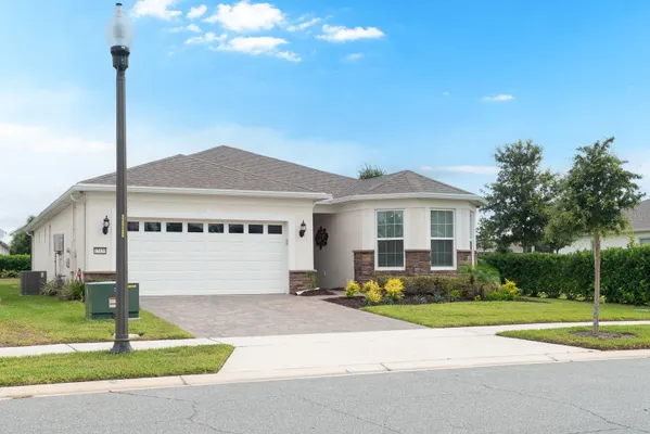 Property Slideshow image 2 of 87 | 15139 canopy cover dr, Winter Garden, FL, 34787