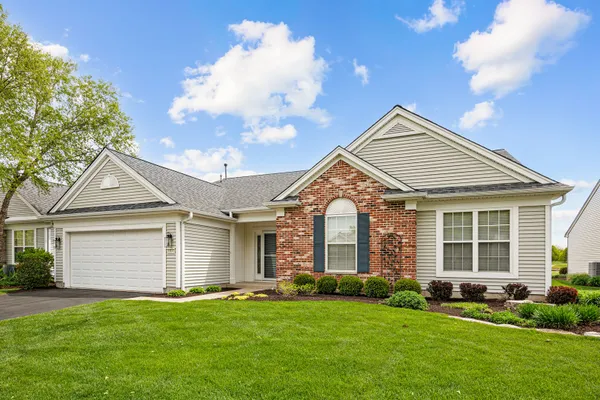 Property Slideshow image 2 of 41 | 13148 farm hill dr, Huntley, IL, 60142