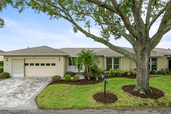 Property Slideshow image 2 of 30 | 2703 lancaster dr, Sun City Center, FL, 33573