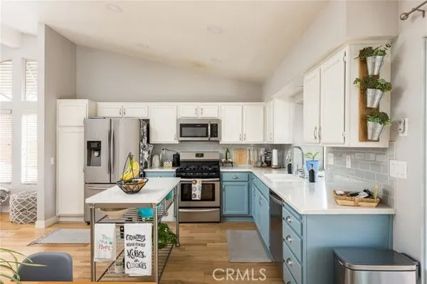 Property Slideshow image 2 of 28 | 27563 pinckney way, Menifee, CA, 92586