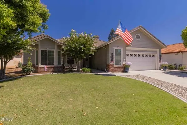 Property Slideshow image 3 of 41 | 9906 cinderella ave, Bakersfield, CA, 93311