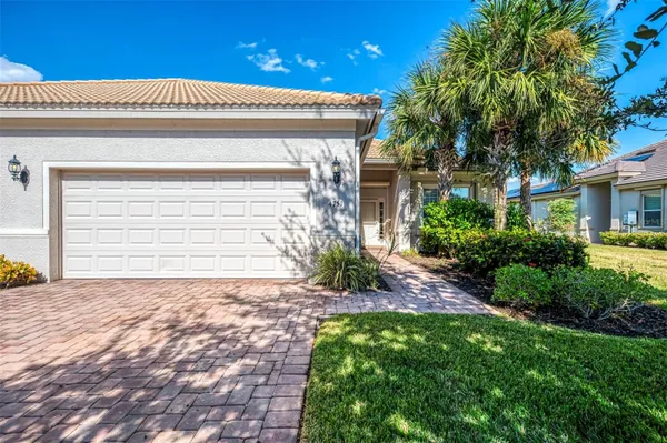 Property Slideshow image 2 of 89 | 4751 club dr, Port Charlotte, FL, 33953