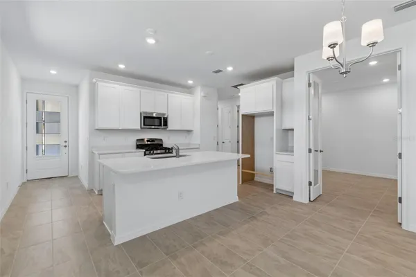 Property Slideshow image 2 of 11 | 3744 nandina cir, Sun City Center, FL, 33573