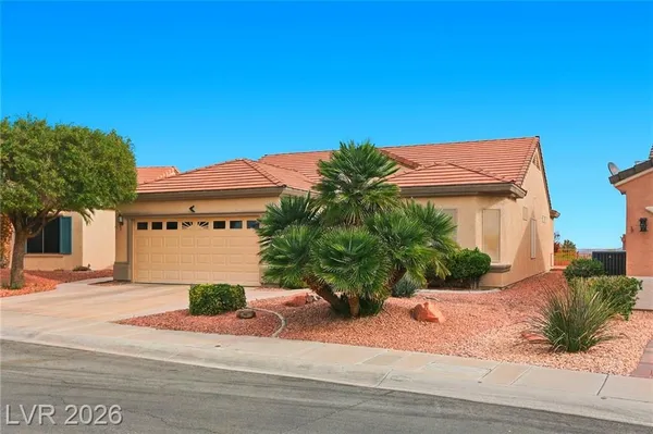 Property Slideshow image 2 of 42 | 2146 tiger links dr, Henderson, NV, 89012