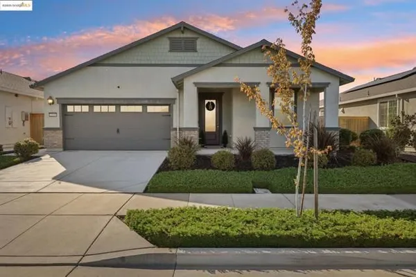 Property Slideshow image 2 of 44 | 2119 revival ln, Rio Vista, CA, 94571