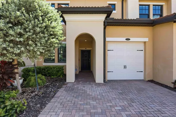 Property Slideshow image 2 of 69 | 10055 crooked creek dr 102, Venice, FL, 34293