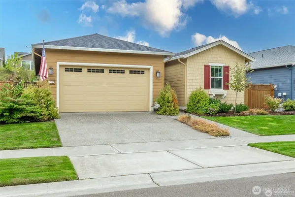 Property Slideshow image 3 of 36 | 14605 179th ave, Bonney Lake, WA, 98391