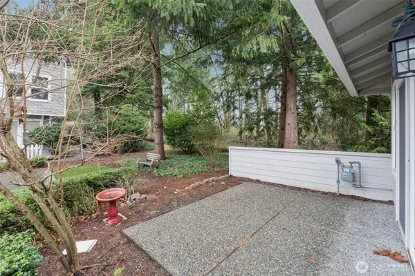 Property Slideshow image 3 of 40 | 22454 se 37th ter # 2345, Issaquah, WA, 98029