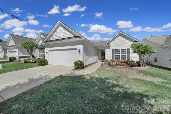 Property Slideshow image 2 of 45 | 8080 pawleys ct, Fort Mill, SC, 29707