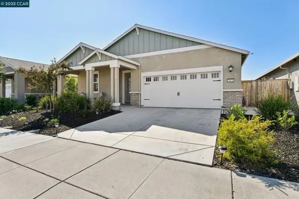 Property Slideshow image 3 of 51 | 2071 lavender pl, Rio Vista, CA, 94571