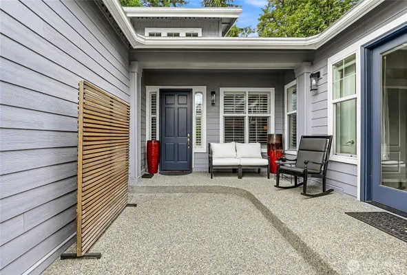 Property Slideshow image 2 of 32 | 23158 ne devon way, Redmond, WA, 98053