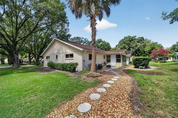 Property Slideshow image 3 of 31 | 8711 sw 96th ln d, Ocala, FL, 34481