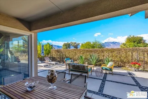 Property Slideshow image 2 of 45 | 86 cork tree, Rancho Mirage, CA, 92270