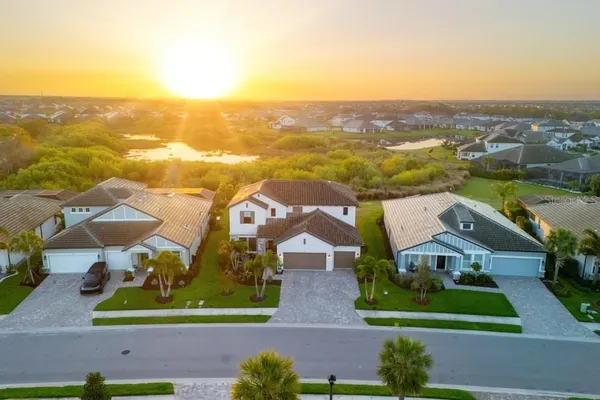 Property Slideshow image 2 of 71 | 17731 savory mist cir, Bradenton, FL, 34211