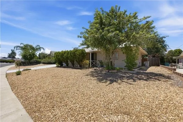 Property Slideshow image 3 of 28 | 28641 snead dr, Menifee, CA, 92586